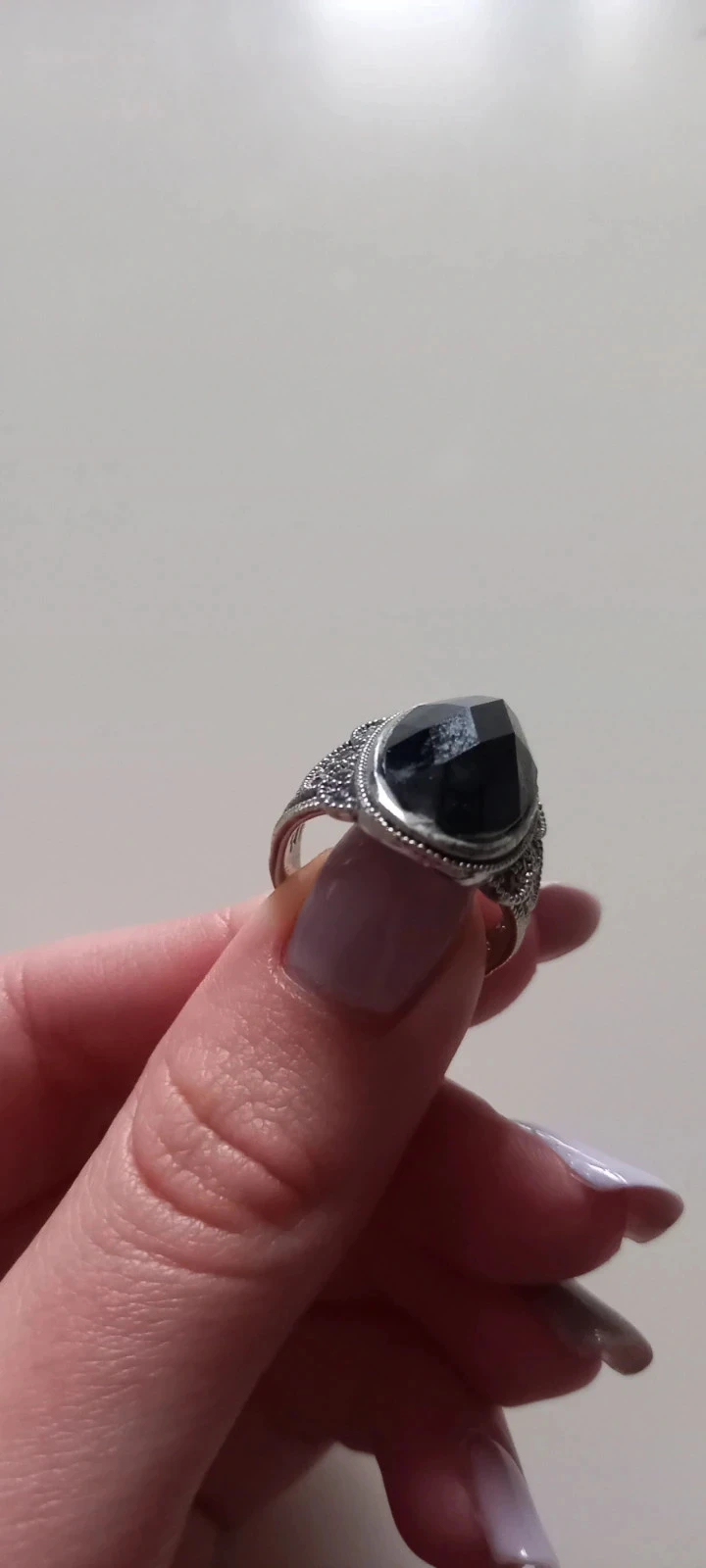 Bague noire et argentée vintage – photo 5